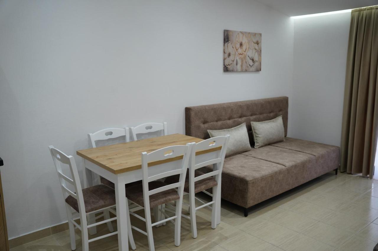 Apartments Costa Azzurra Velipojë Exterior foto